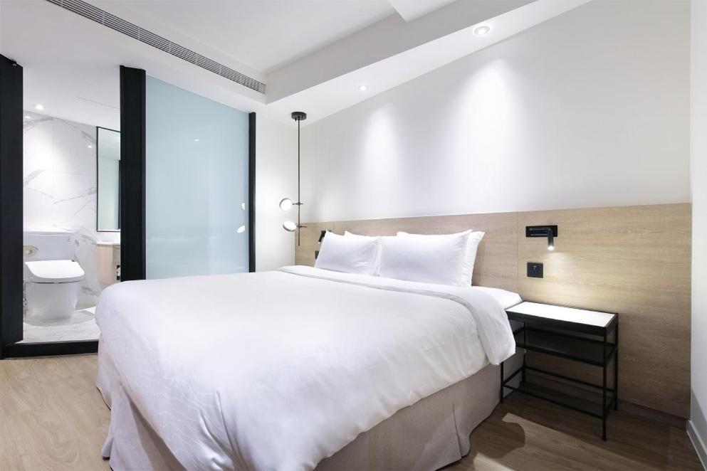 Keebe Hotel Keelung Esterno foto